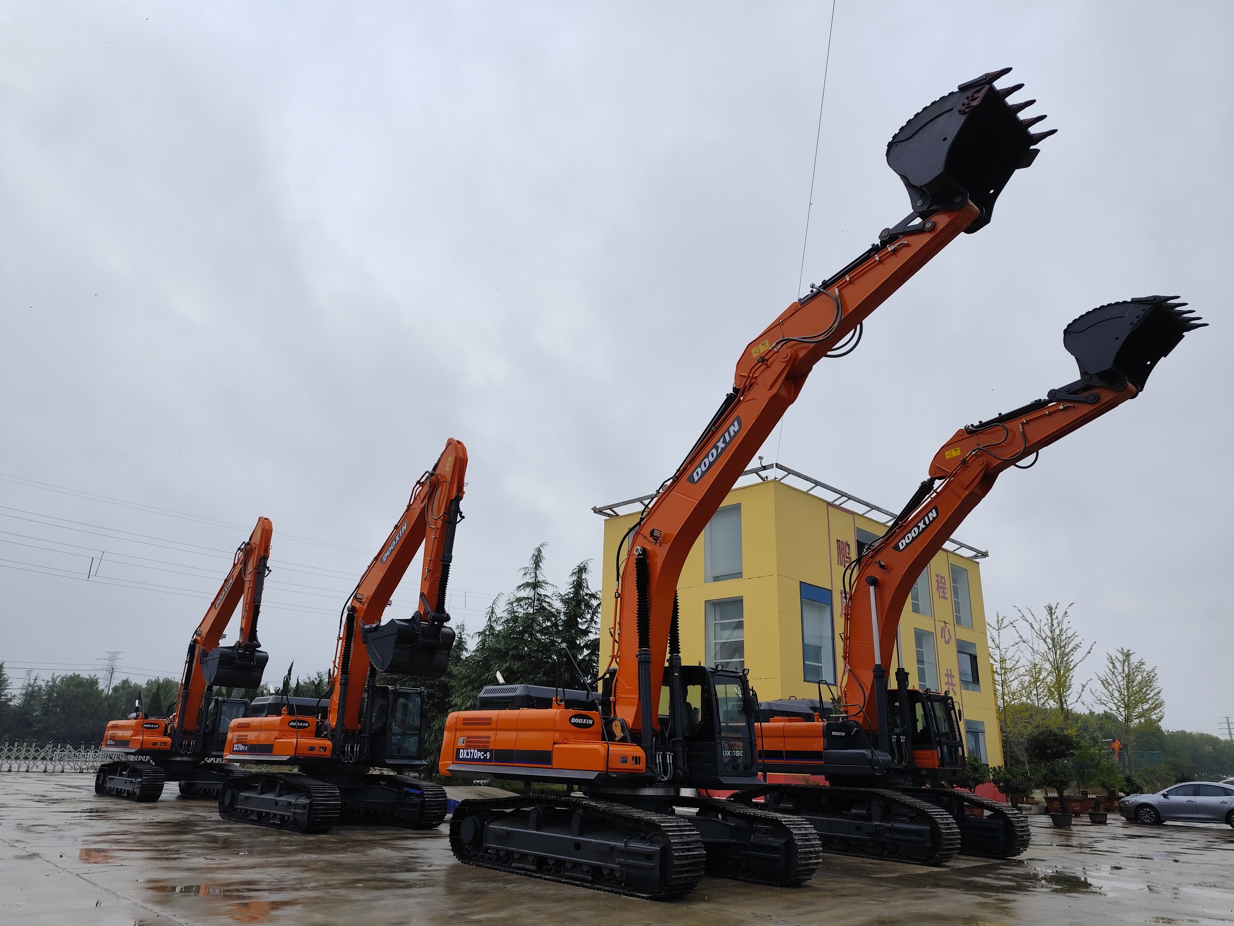 ఈక్వెడార్ నుండి ఖాతాదారుల ప్రతినిధి బృందం సందర్శిస్తోంది.